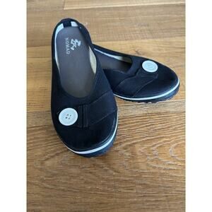 Nomad Black Fabric Ballerina Flats Retro Button Accent Shoes Sz 9 Indie
